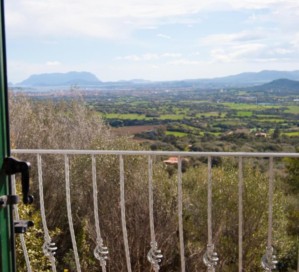 Villa Aurora Olbia Exterior foto